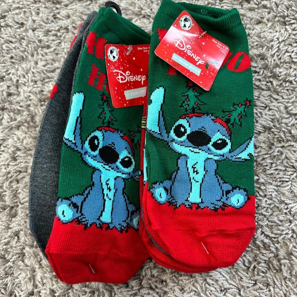 Disney Stitch No Show Socks Holiday Christmas Festive Hugs 6 Pair Shoe Size 4-10